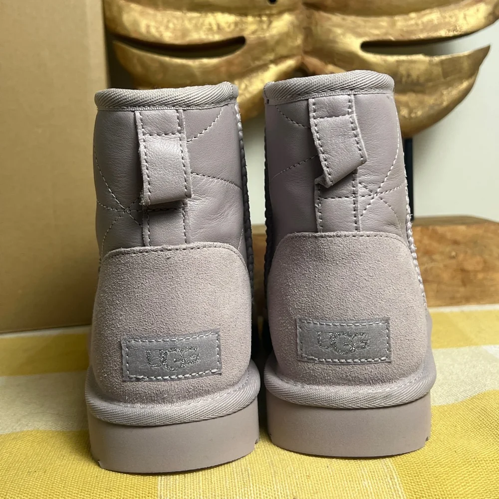 lacender purple Uggs Classic mini pearlizes boot - Picture 6 of 13